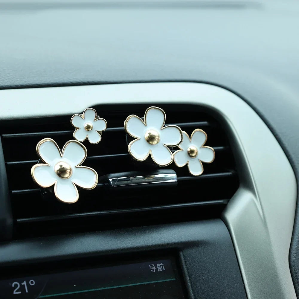 Daisy Car Vent Aroma Diffuser Set